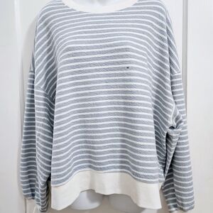 NEW American Eagle Women’s Oversized Big Hug Waffle Crew Neck Sweatshirt Medium